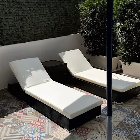 Luxury Station 公寓 *