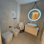 Luxury Station 아파트 트로페아