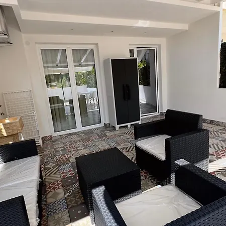 Luxury Station * Tropea