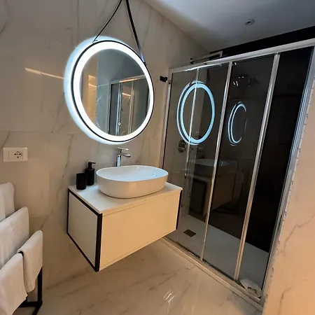Luxury Station